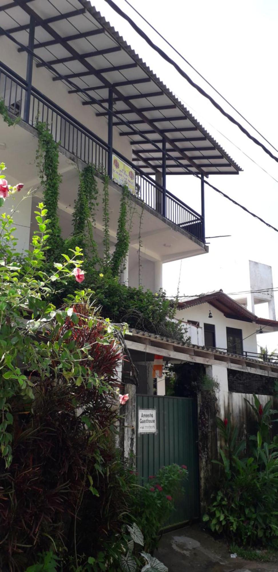 Ameesha Guesthouse 우나와투나 외부 사진